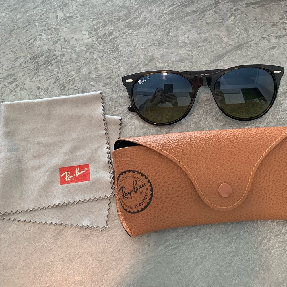 Rayban Wayfarer ii polarized sunglasses